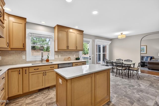 805 Barneswyck Drive, Fuquay Varina, NC 27526