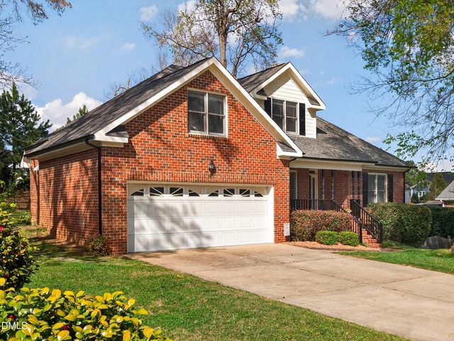 805 Barneswyck Drive, Fuquay Varina, NC 27526