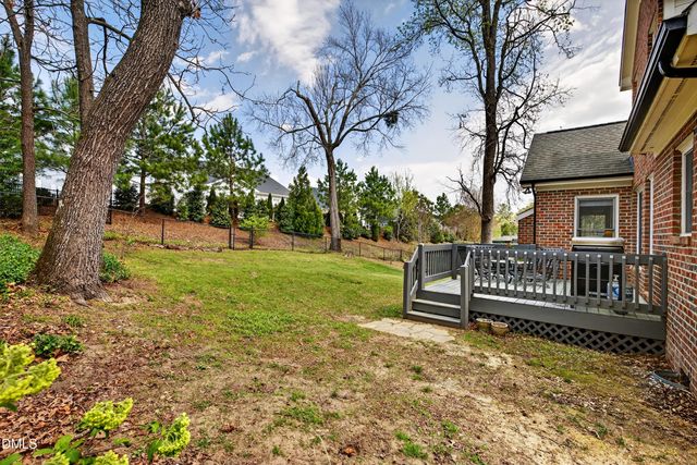 805 Barneswyck Drive, Fuquay Varina, NC 27526