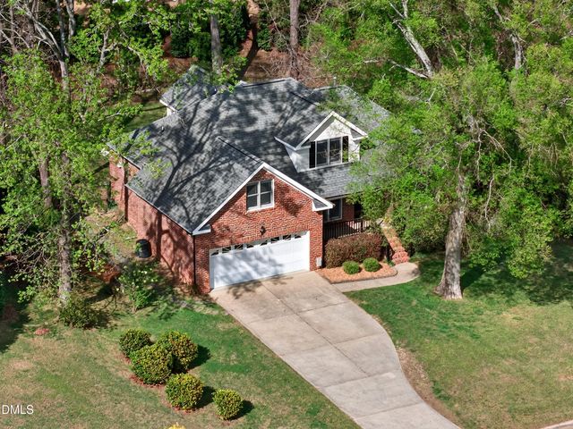 805 Barneswyck Drive, Fuquay Varina, NC 27526