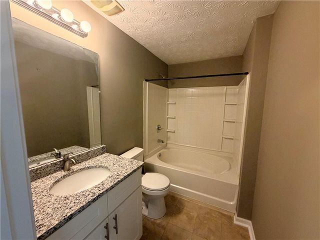 13104 Fairington Ridge, Lithonia, GA 30038