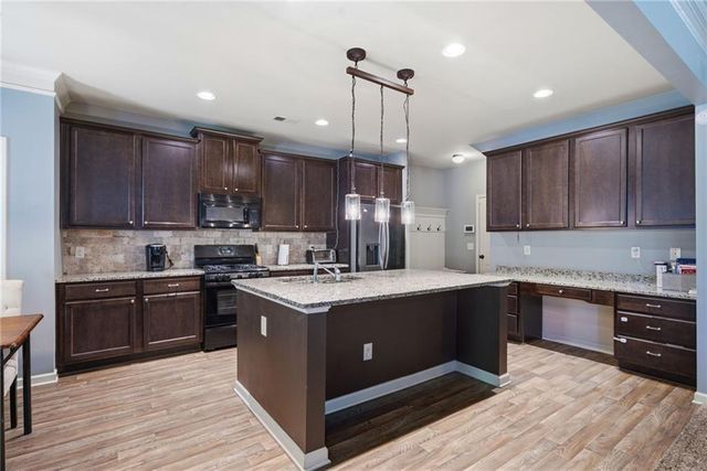 180 Saddle Horse, Hiram, GA 30141