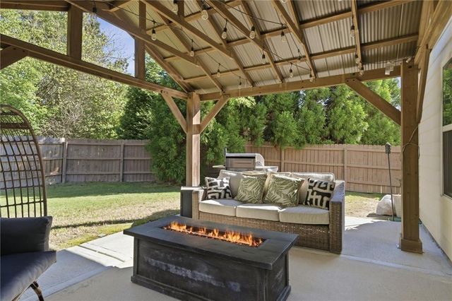 180 Saddle Horse, Hiram, GA 30141