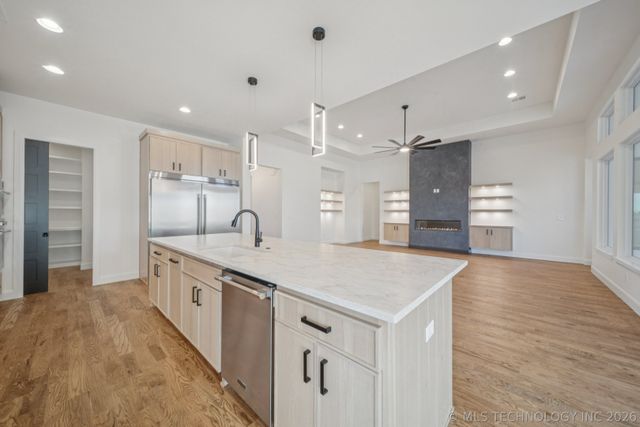 2335 E 135th Drive S, Bixby, OK 74008