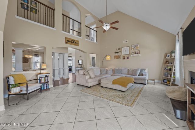 304 Bear Run, Maple Hill, NC 28454