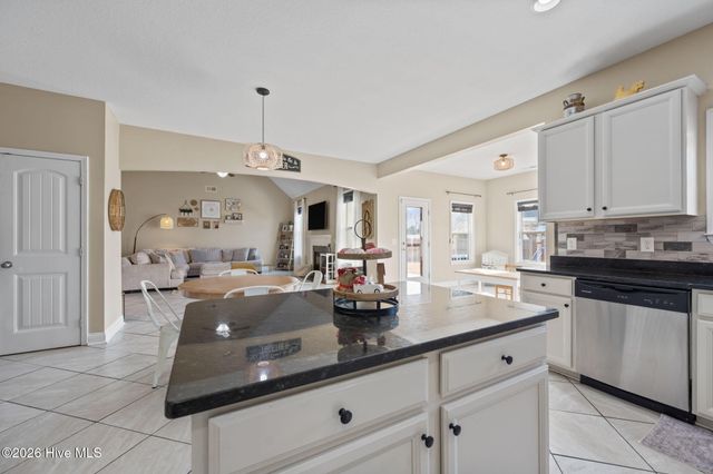 304 Bear Run, Maple Hill, NC 28454