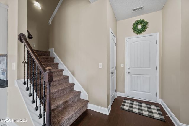 304 Bear Run, Maple Hill, NC 28454