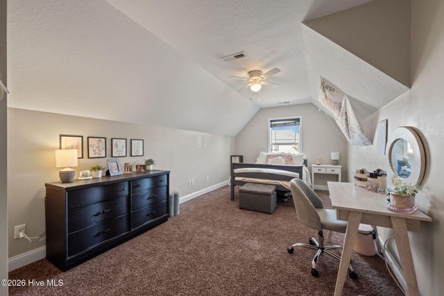 304 Bear Run, Maple Hill, NC 28454