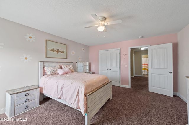 304 Bear Run, Maple Hill, NC 28454