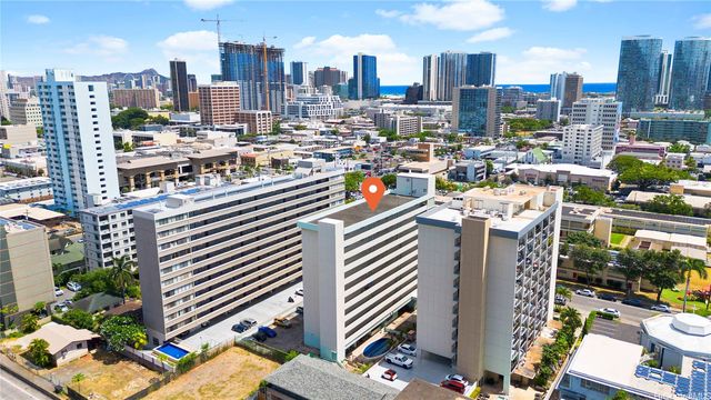 1122 Kinau Street 405, Honolulu, HI 96814