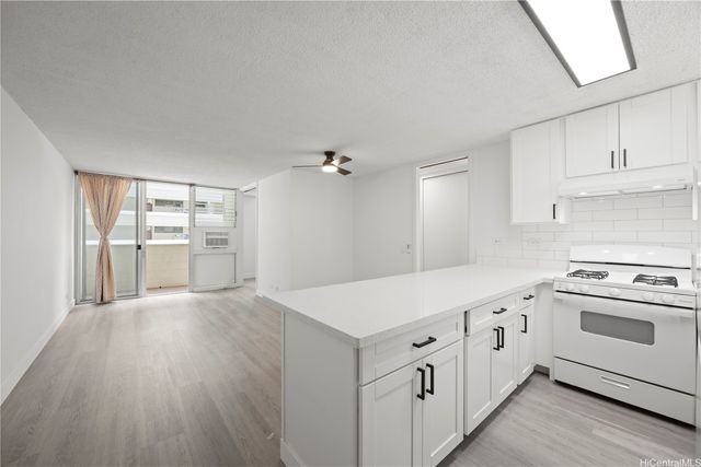 1122 Kinau Street 405, Honolulu, HI 96814