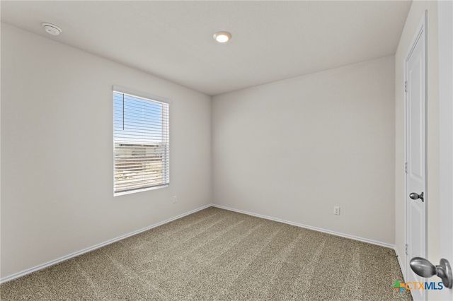 140 Kendall Lane, Uhland, TX 78656