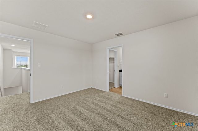 140 Kendall Lane, Uhland, TX 78656