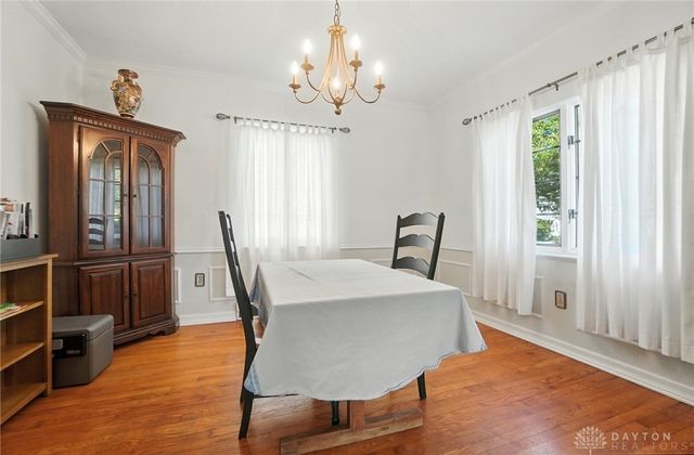 1305 E Schantz Avenue, Oakwood, OH 45419