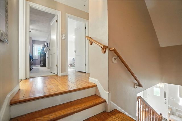 1305 E Schantz Avenue, Oakwood, OH 45419