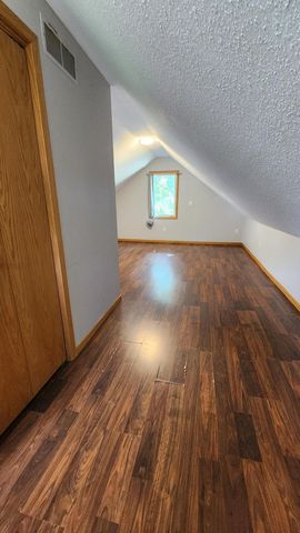 831 7th Street NW, Rochester, MN 55901