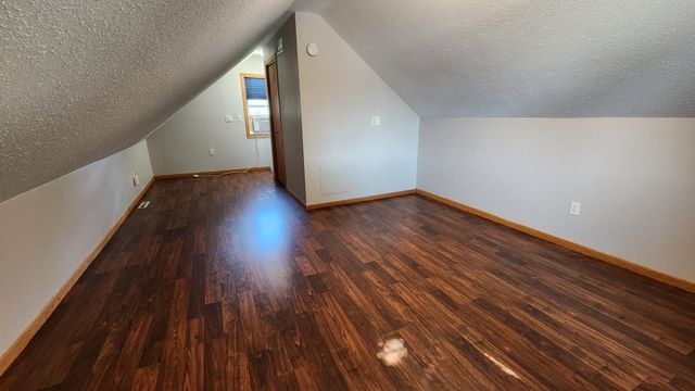 831 7th Street NW, Rochester, MN 55901