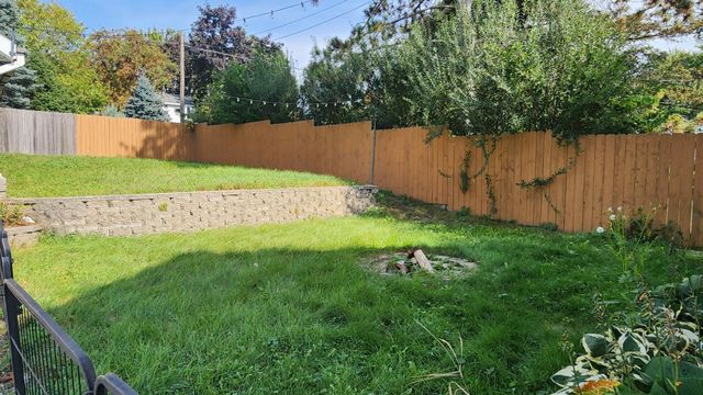 831 7th Street NW, Rochester, MN 55901