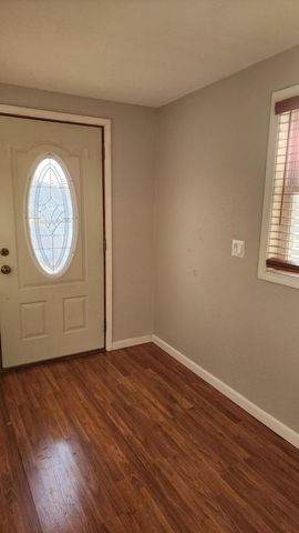 831 7th Street NW, Rochester, MN 55901