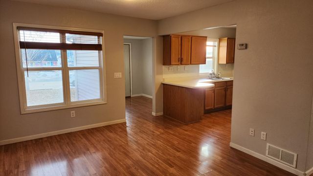 831 7th Street NW, Rochester, MN 55901