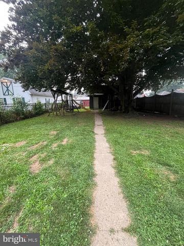 554 E LIBERTY STREET, Chambersburg, PA 17201