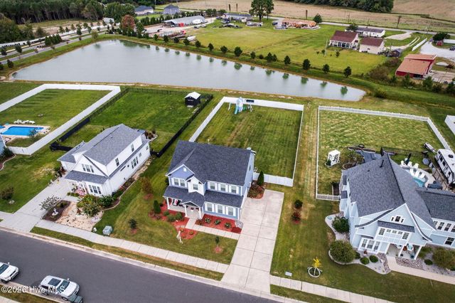 105 Moorland Way, Moyock, NC 27958