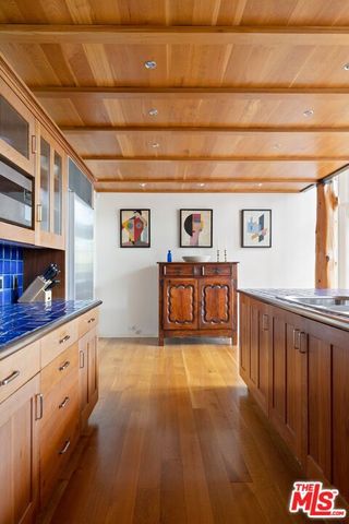 10339 Glenbarr Avenue, Los Angeles, CA 90064