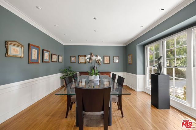 10339 Glenbarr Avenue, Los Angeles, CA 90064