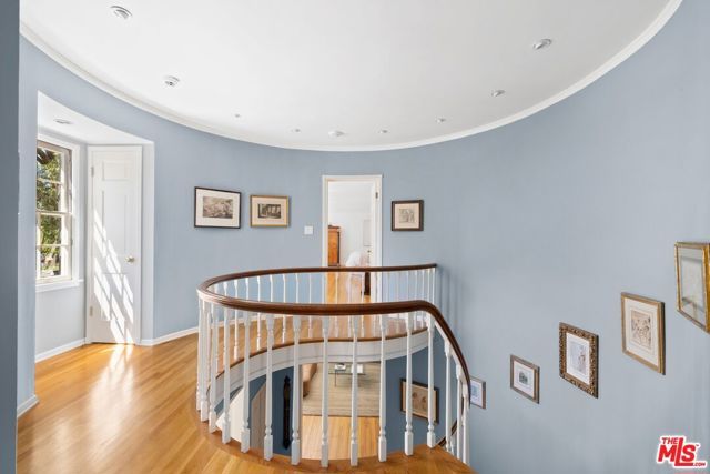 10339 Glenbarr Avenue, Los Angeles, CA 90064