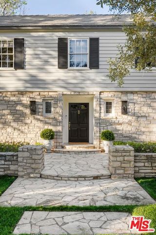 10339 Glenbarr Avenue, Los Angeles, CA 90064