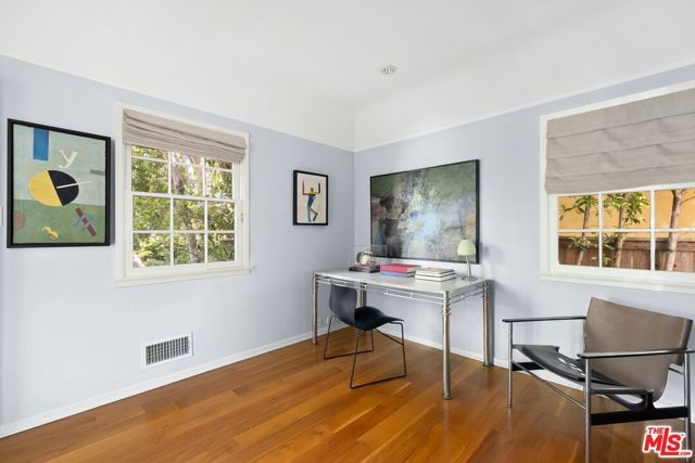 10339 Glenbarr Avenue, Los Angeles, CA 90064