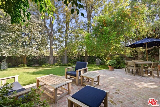 10339 Glenbarr Avenue, Los Angeles, CA 90064