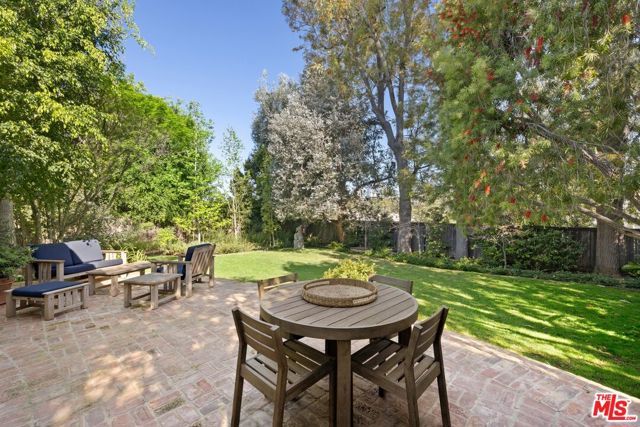 10339 Glenbarr Avenue, Los Angeles, CA 90064