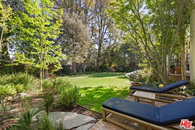 10339 Glenbarr Avenue, Los Angeles, CA 90064