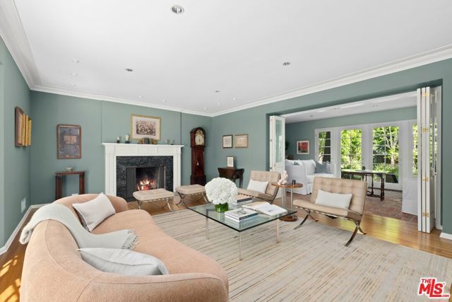 10339 Glenbarr Avenue, Los Angeles, CA 90064