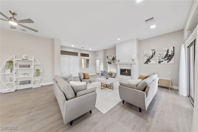 2728 Faiss Drive, Las Vegas, NV 89134