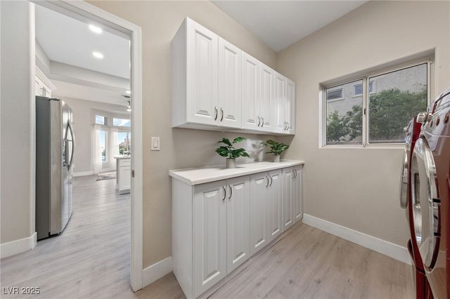 2728 Faiss Drive, Las Vegas, NV 89134