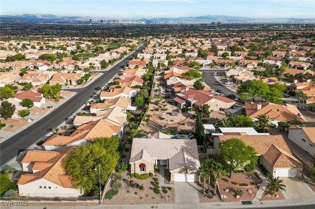 2728 Faiss Drive, Las Vegas, NV 89134