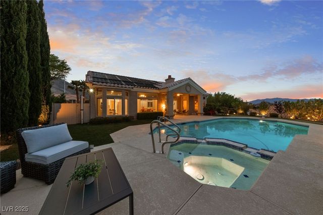 2728 Faiss Drive, Las Vegas, NV 89134