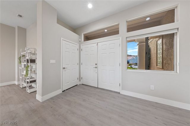 2728 Faiss Drive, Las Vegas, NV 89134