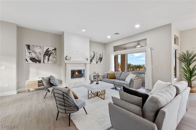 2728 Faiss Drive, Las Vegas, NV 89134