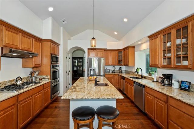 26300 Spyglass Drive, Lake Arrowhead, CA 92352