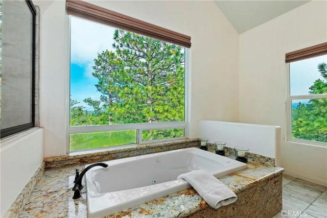 26300 Spyglass Drive, Lake Arrowhead, CA 92352