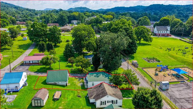 301 Clinch Street, Rogersville, TN 37857