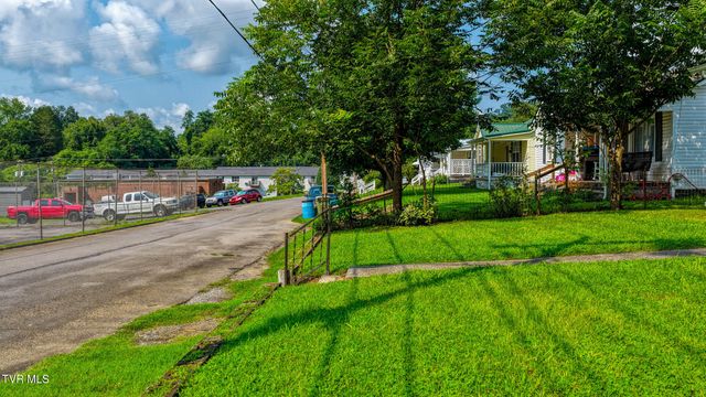 301 Clinch Street, Rogersville, TN 37857