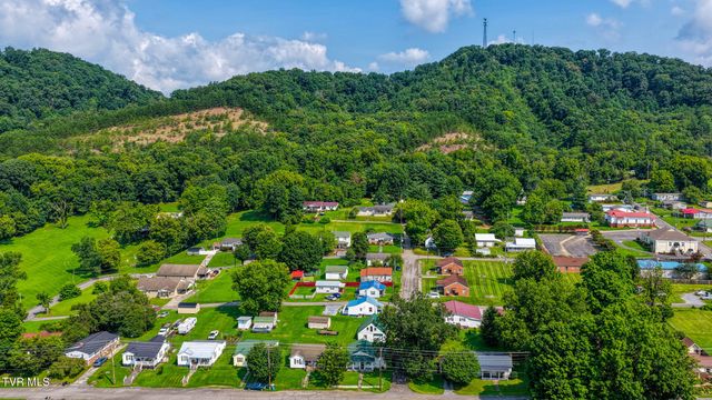 301 Clinch Street, Rogersville, TN 37857
