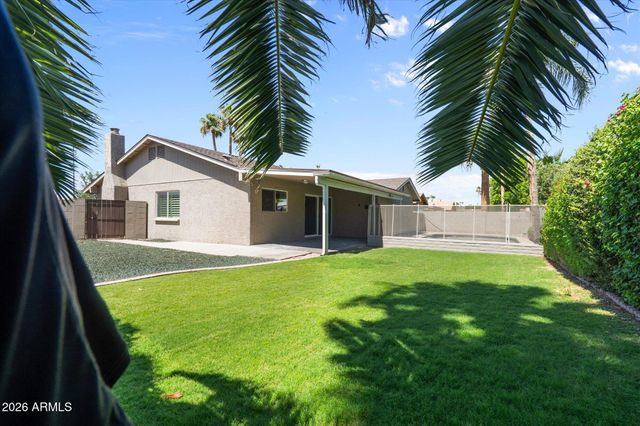 8642 E SAN BRUNO Drive, Scottsdale, AZ 85258