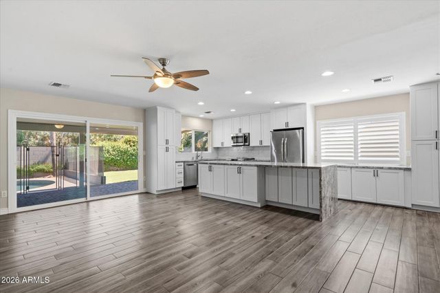 8642 E SAN BRUNO Drive, Scottsdale, AZ 85258