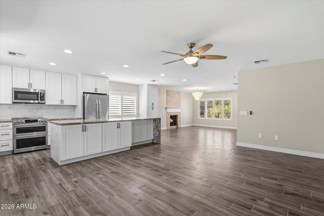 8642 E SAN BRUNO Drive, Scottsdale, AZ 85258