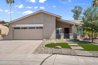8642 E SAN BRUNO Drive, Scottsdale, AZ 85258